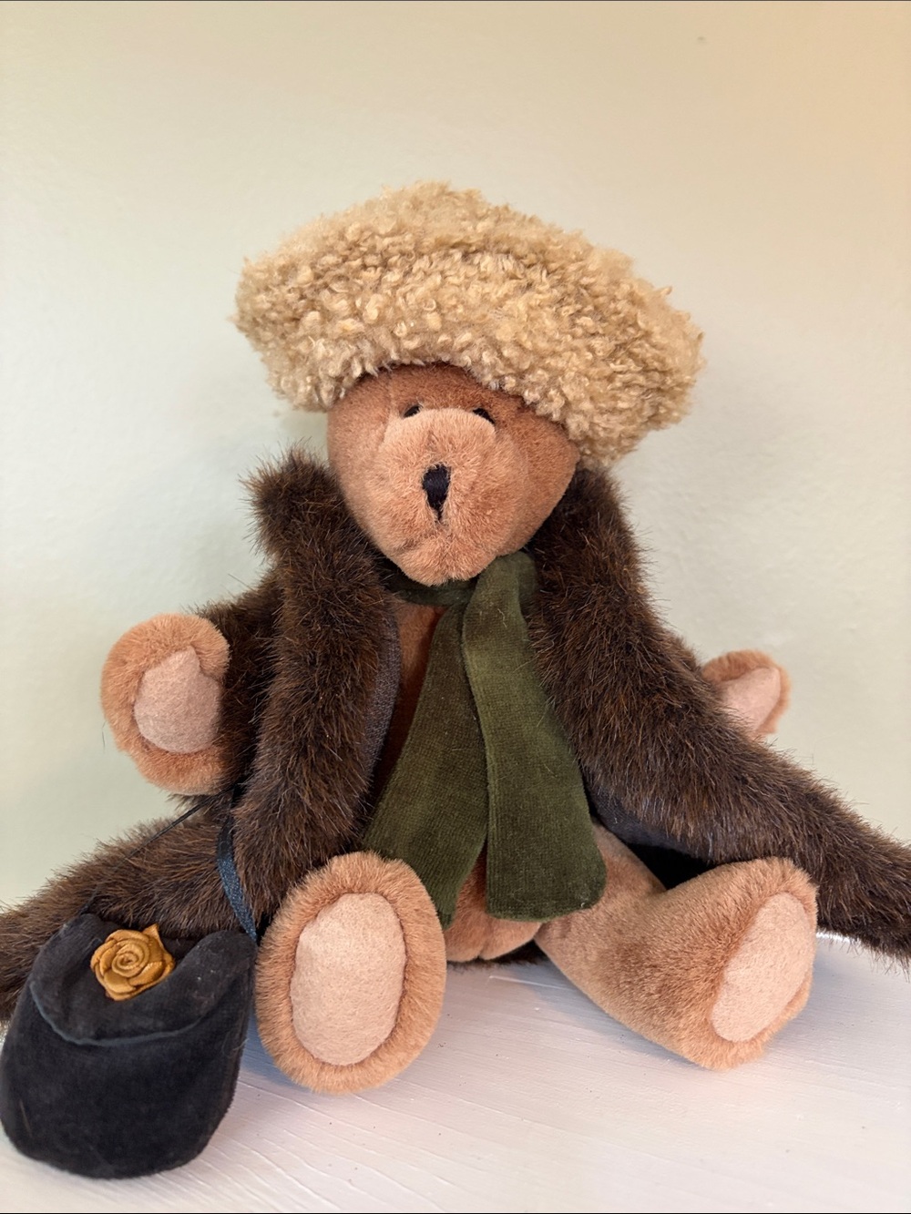 Vintage Boyds Bear Collection Plush Aunt Bessie Fur coat Hat Purse Scarf EUC